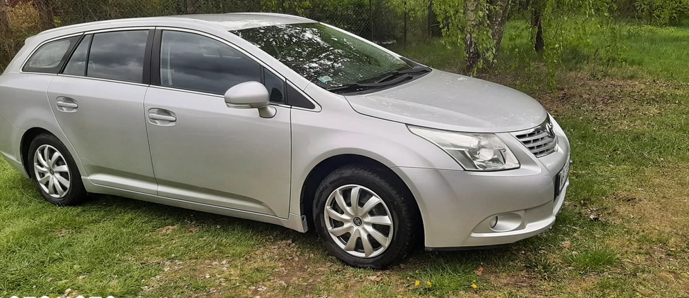 Toyota Avensis cena 29900 przebieg: 157000, rok produkcji 2009 z Płock małe 121